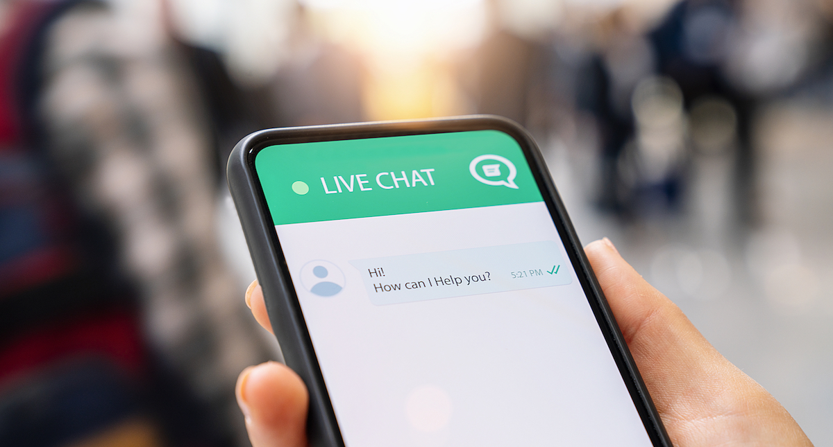 Travel 2 live chat